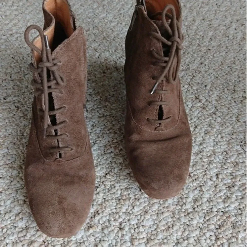 Madewell the Emilia lace up boot brown size 7